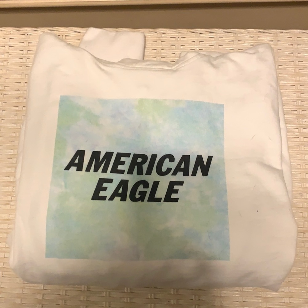 AE white hoodie size L